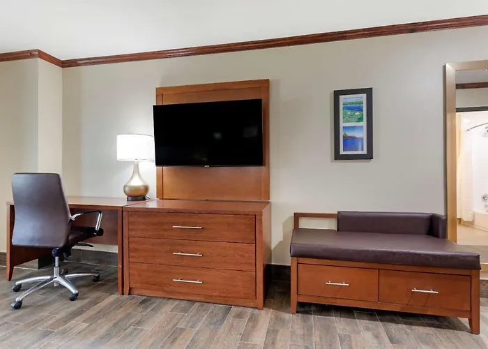Comfort Suites West Monroe Near Ike Hamilton Expo Center